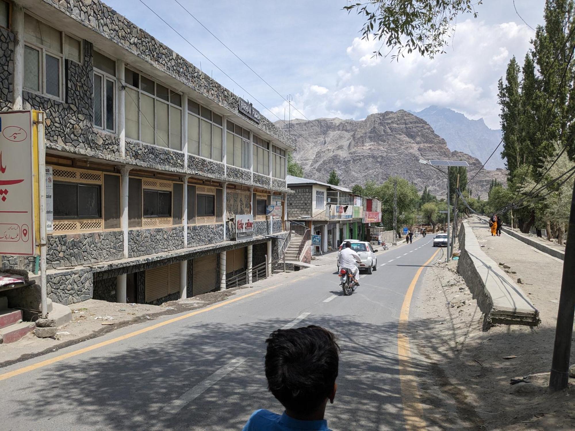 One Stop Gb Hotel Skardu Exterior photo